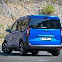 Ford tourneo courier 1.0 ecoboost 92 kW titanium - test 2024