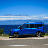 Ford tourneo courier 1.0 ecoboost 92 kW titanium - test 2024