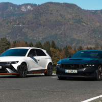 Ford mustang dark horse in hyundai ioniq 5 N - doživetje 2025