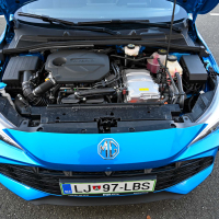 MG 3 hybrid - test 2025