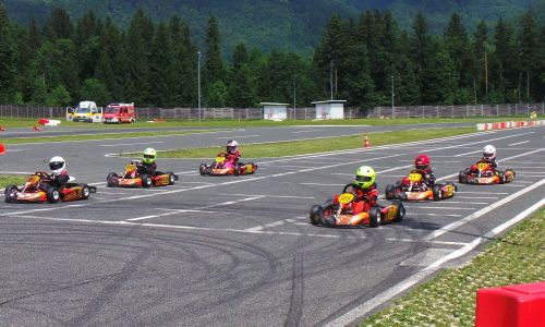 Karting dirko na Vranskem zaznamovali ostri boji za točke državnega prvenstva