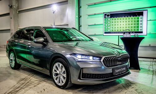 Slovenski avto leta 2025 je škoda superb!